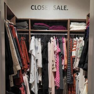 Meet your Posher, Alexis